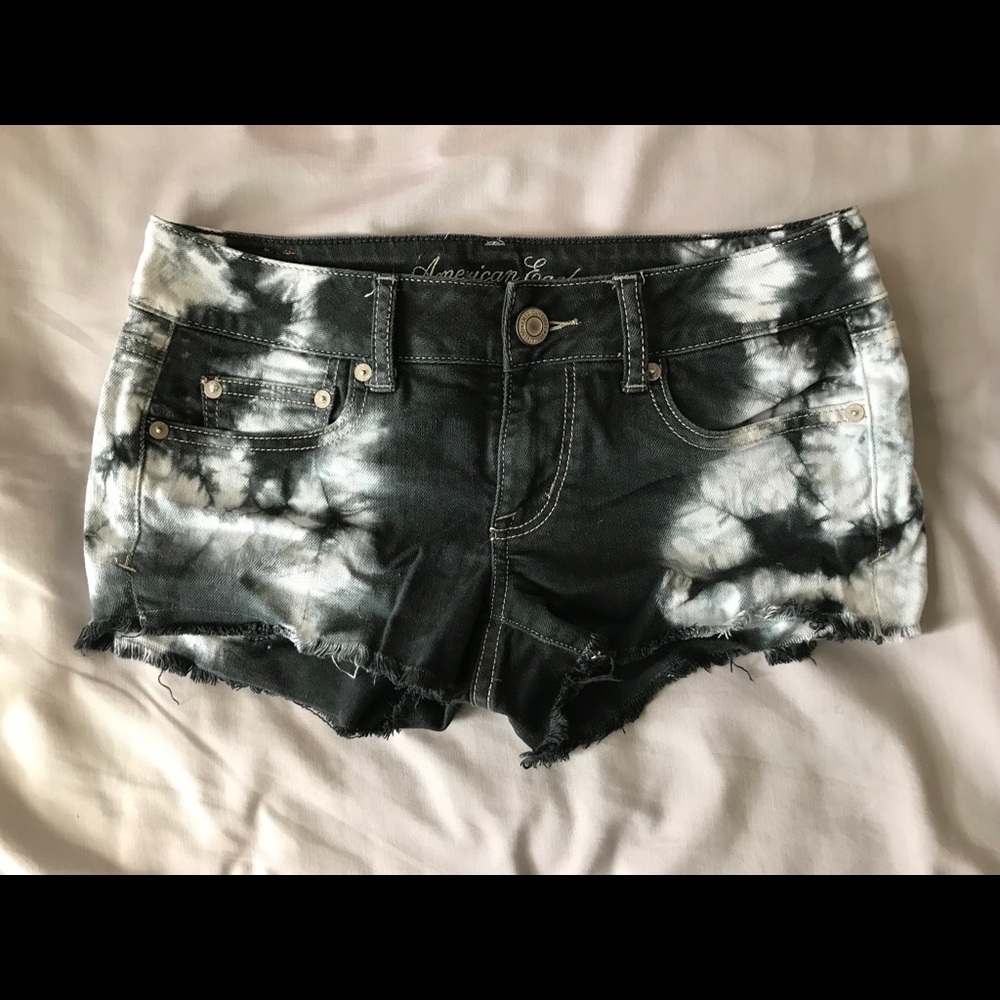 Black and White American Eagle Shorts